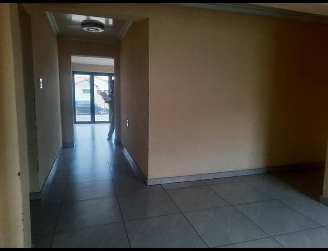 4 BEDROOM HOUSE FOR SALE IN POWERVILLE